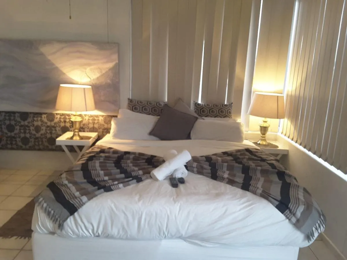 Bread & Barrel Palazzo Blouberg Hotel Bloubergstrand Guest house